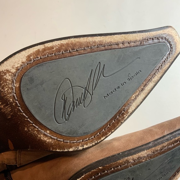 Donald J Pliner Loni Distressed Leather Tan pointy toe kitten heels ankle boots - Picture 11 of 14